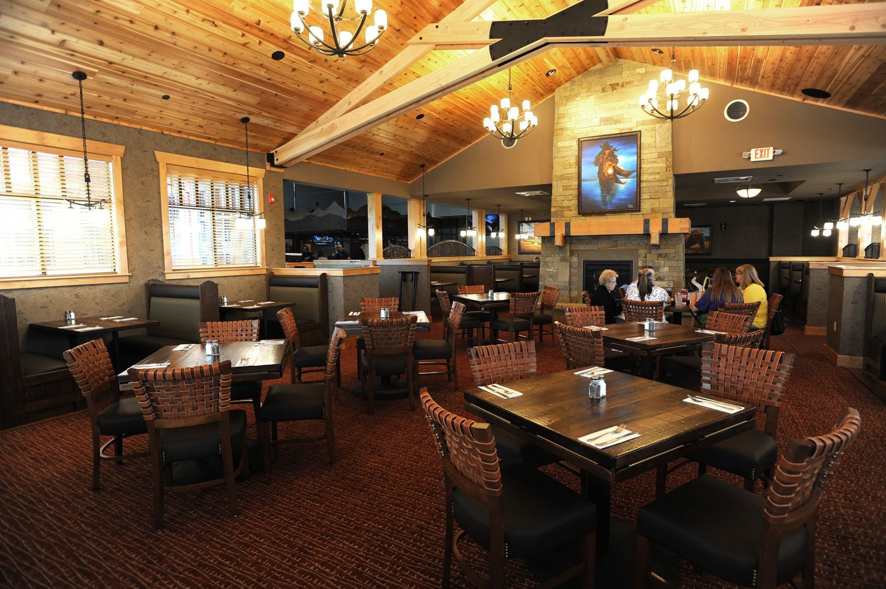 Best Family Restaurant — Montana Club